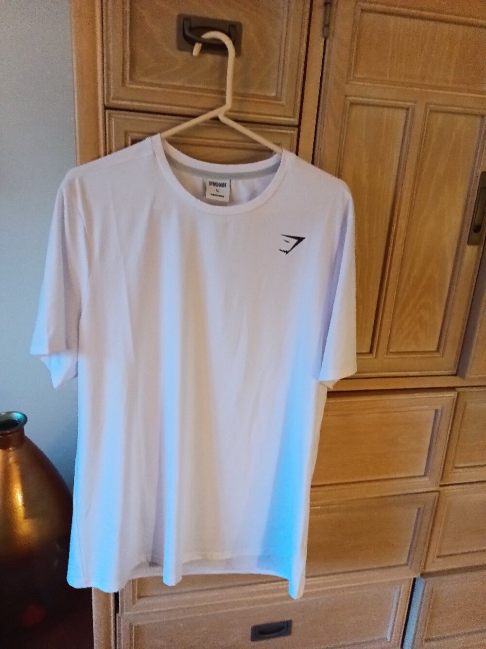 Gymshark Crest T Shirt Top  XL White Men's EUC
